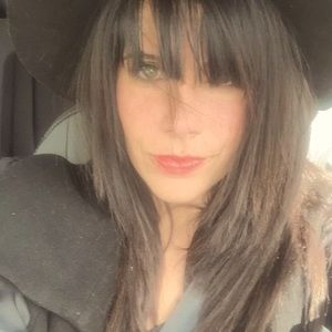 Meet your Posher, Kay